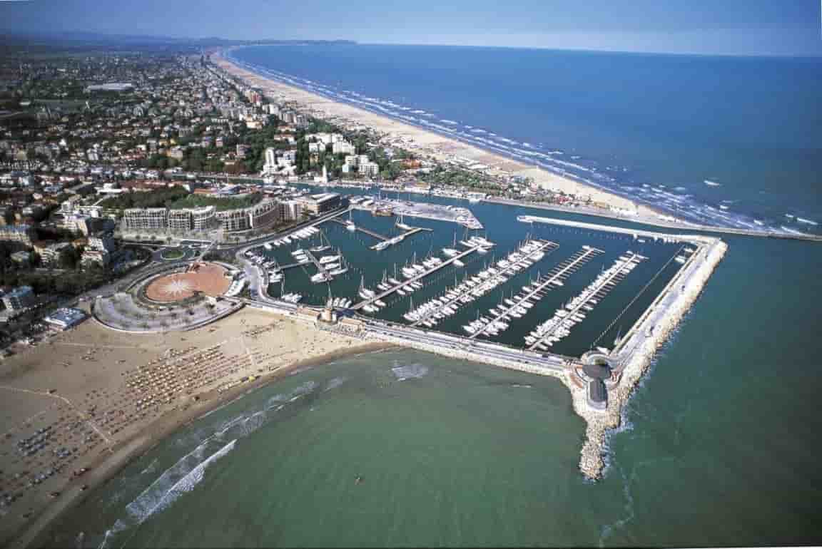 Transport pasageri Chișinău Rimini